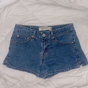 Levi’s  518 super low denim shorts
